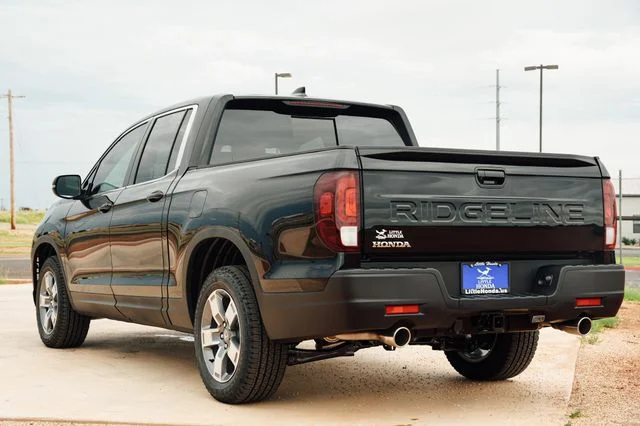 New 2026 Crystal Black Pearl Honda RTL image 4