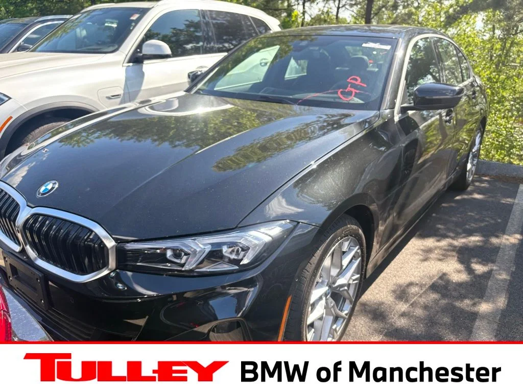 2025 BMW 3 Series 330i xDrive Sedan's photo