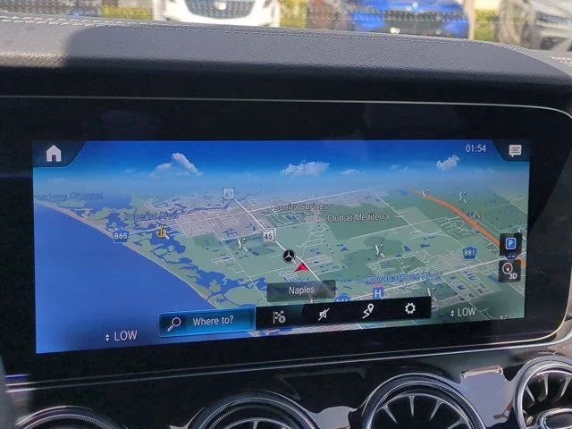 Used 2022  Mercedes-Benz Base image 21
