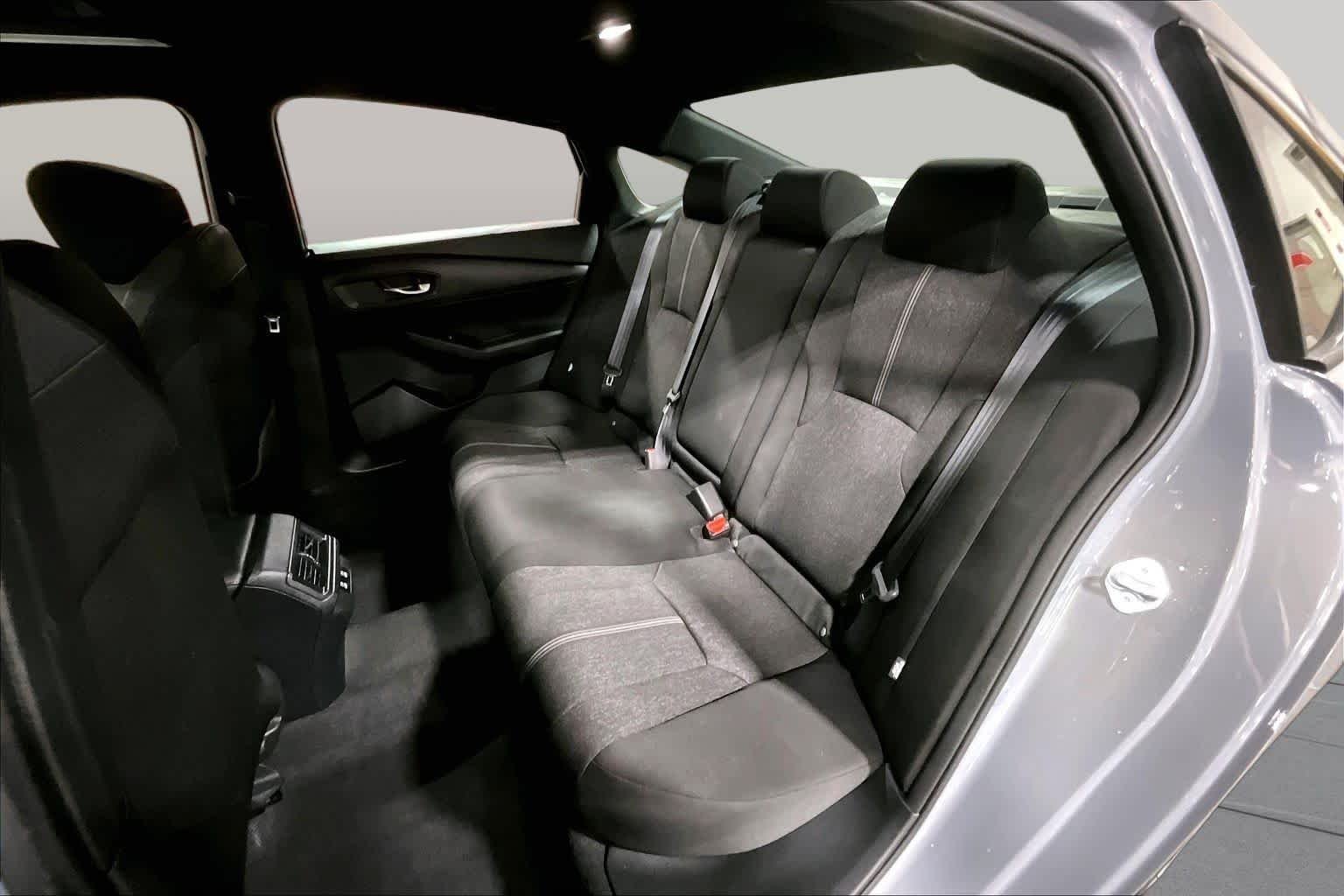 Used 2025 Urban Gray Pearl Honda Sport image 21