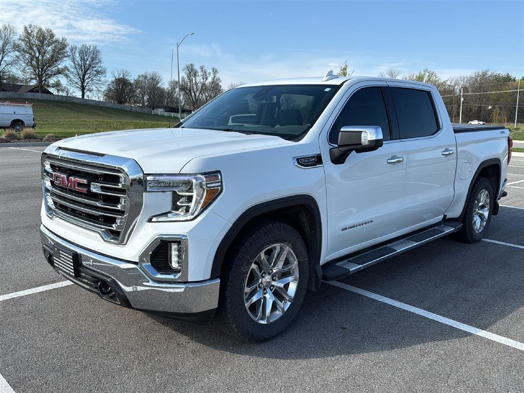 Used 2021 GMC Sierra 1500 SLT with VIN 3GTU9DEDXMG144277 for sale in Kansas City