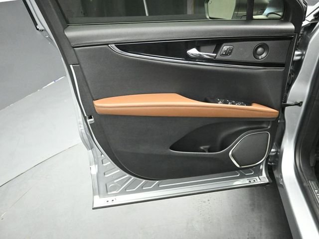 2023 LINCOLN NAUTILUS - Image 19