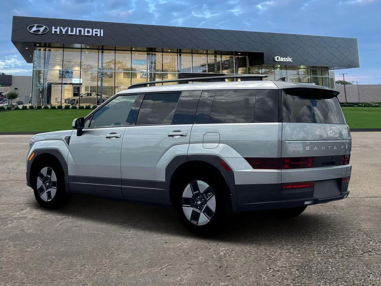New 2026 Shimmering Silver Metallic Hyundai SEL image 4