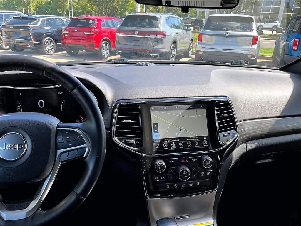 Used 2021 Silver Jeep Laredo X image 18