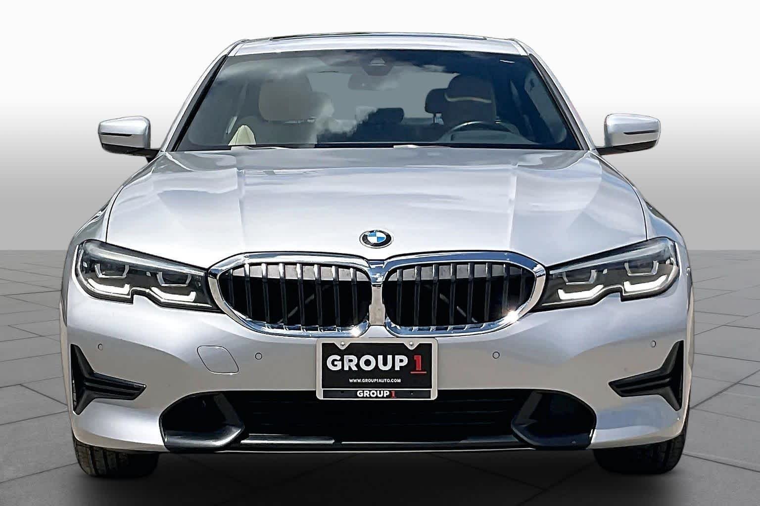 Used 2019 Glacier Silver Metallic BMW 330i image 3