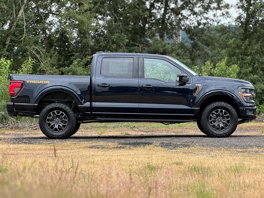 Used 2026 Antimatter Blue Metallic Ford Tremor image 8