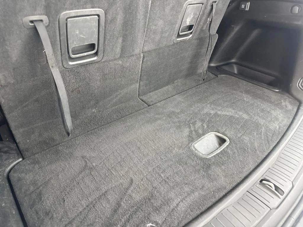 Used 2022 Silver Jeep Limited image 87