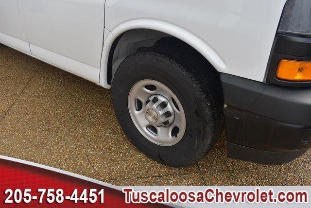 2023 Chevrolet Express Cargo Work Van - Photo 11