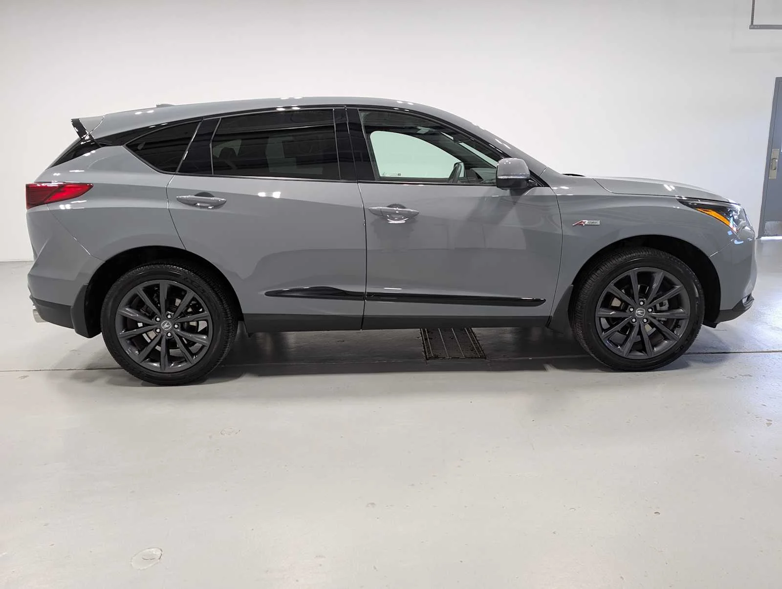 Certified Used 2025 Urban Gray Pearl Acura SH-AWD A-SPEC image 7