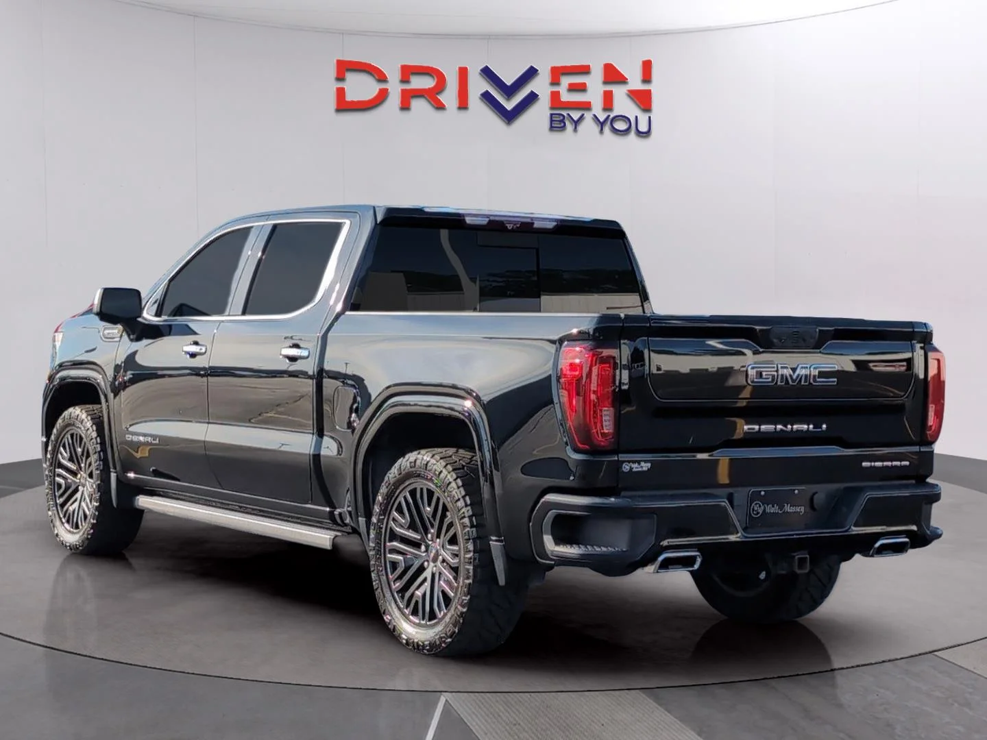 Used 2022 Onyx Black GMC Denali Ultimate image 3