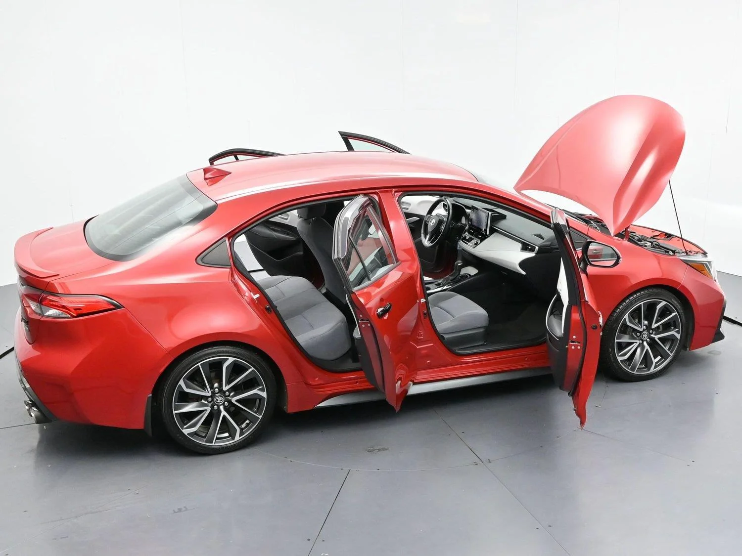 Used 2020 Barcelona Red Metallic Toyota SE image 36