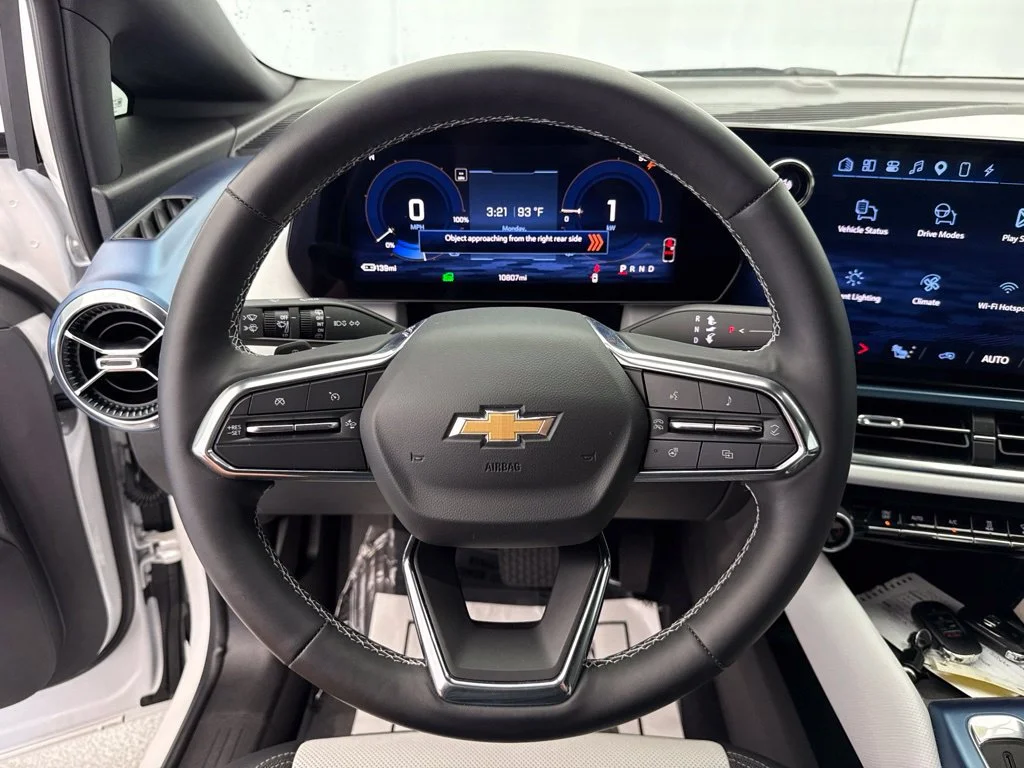 Used 2024 White Chevrolet LT image 25