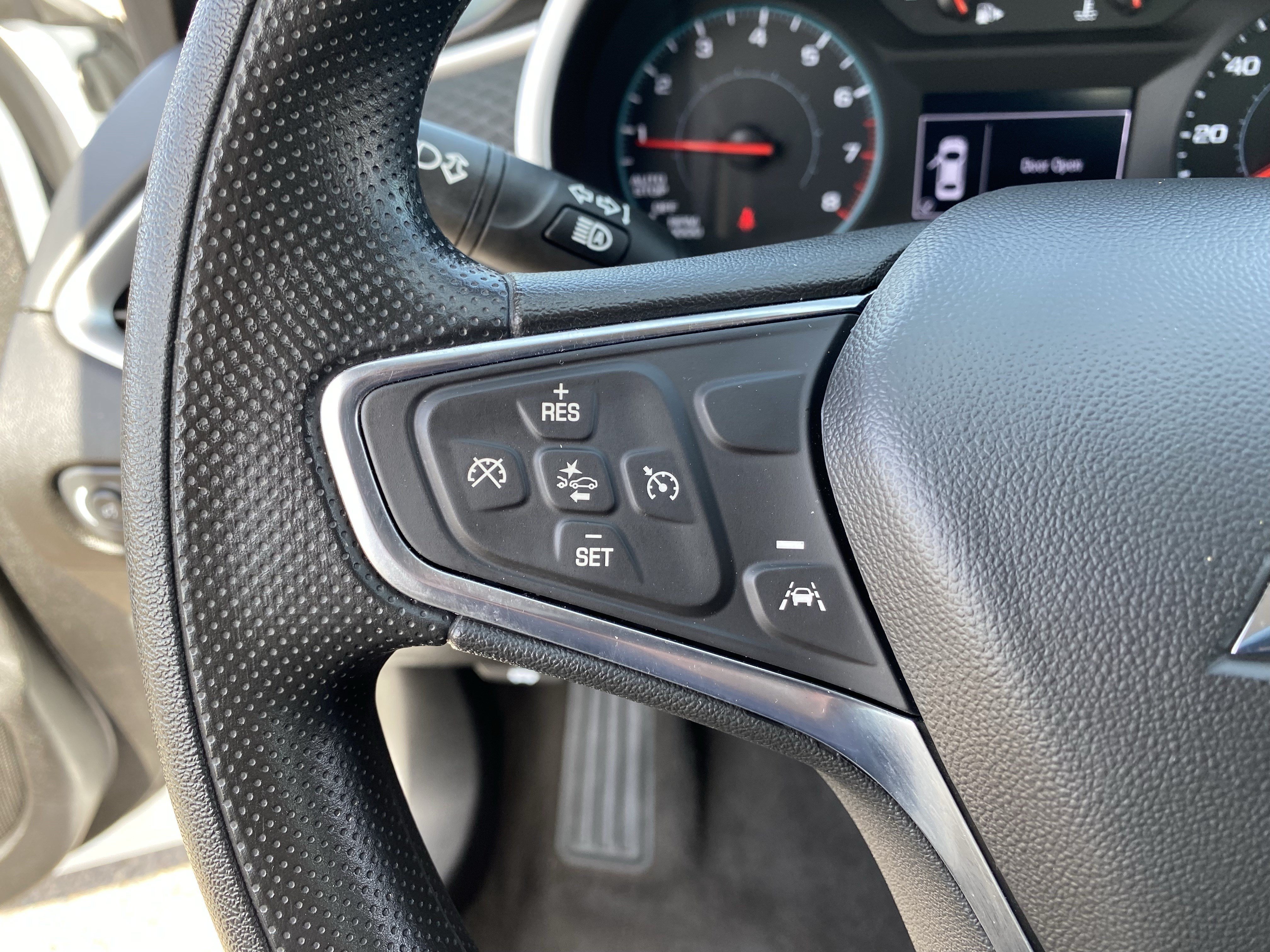 Used 2025 Summit White Chevrolet LS image 26