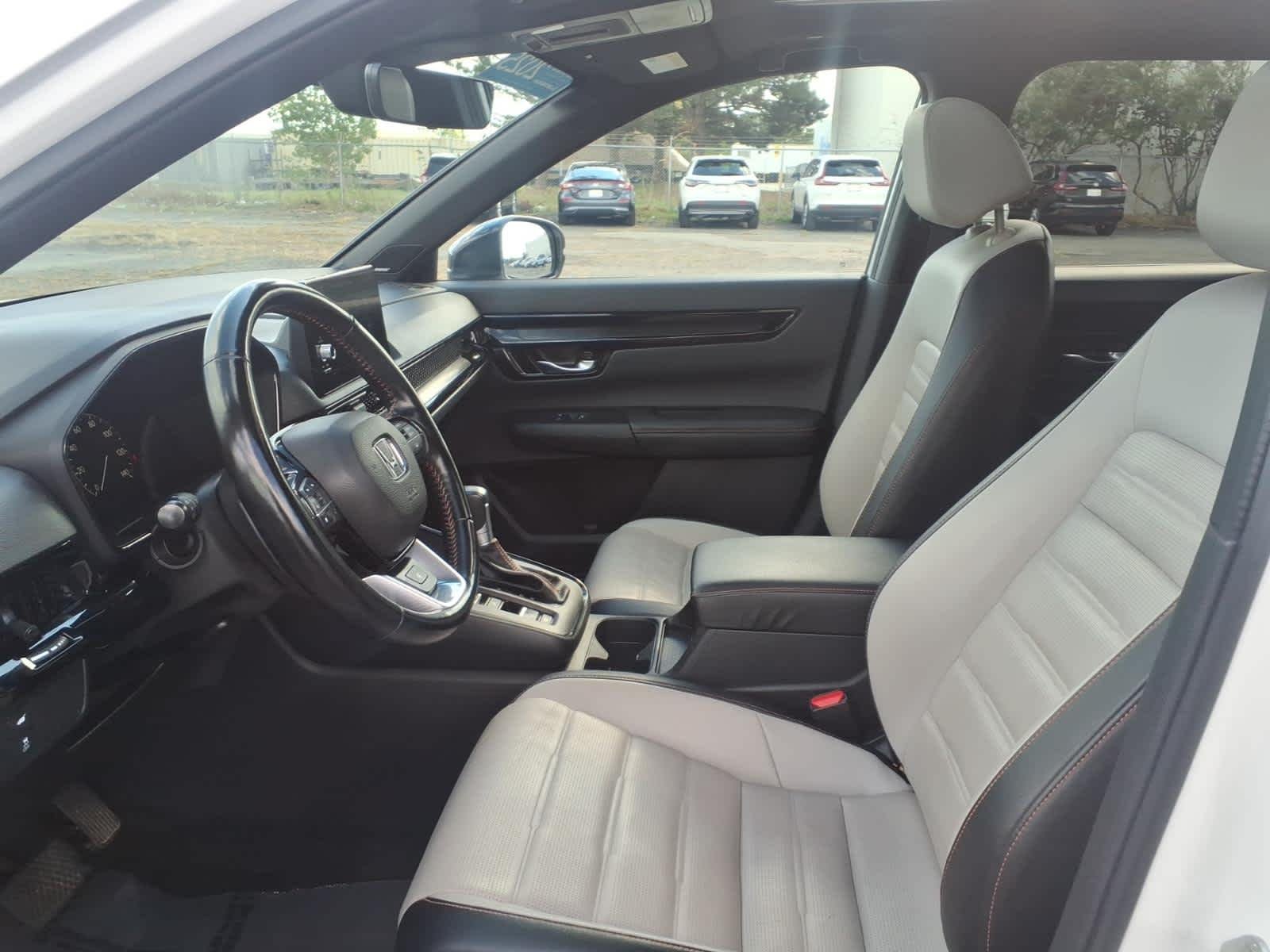 2025 Honda CR-V Sport Touring - Photo 18