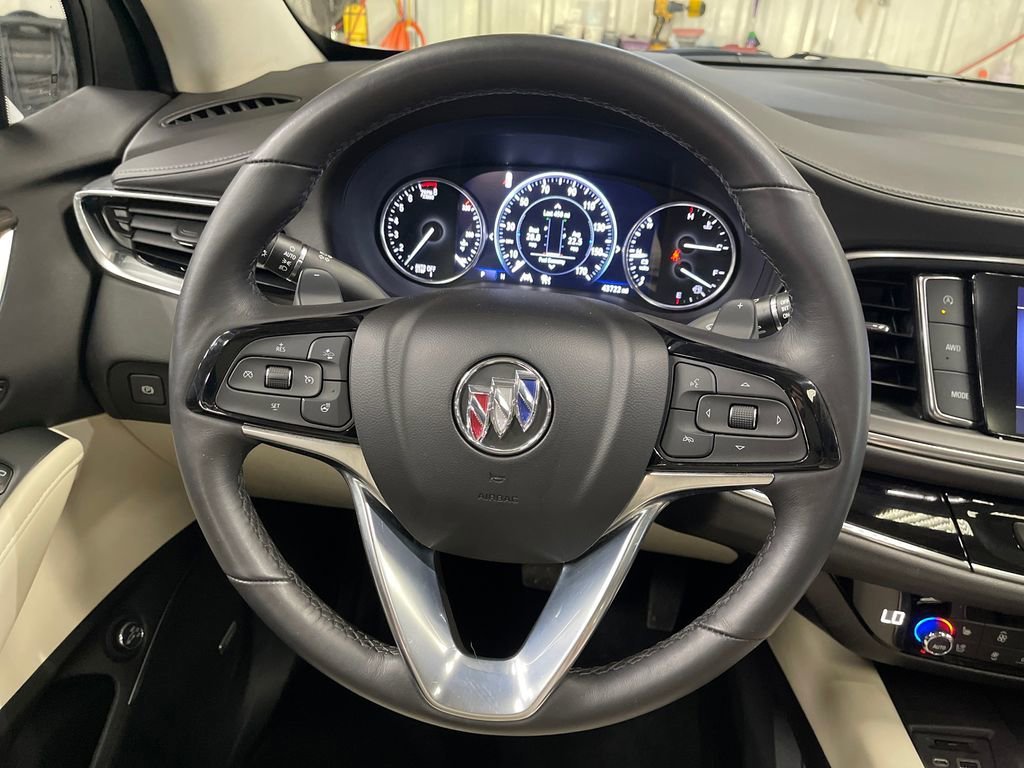 Used 2024 White Frost Tricoat Buick Avenir image 20