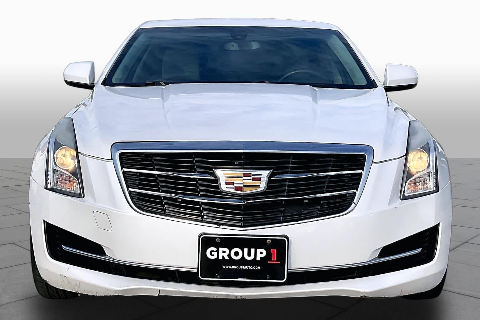 Used 2016 Crystal White Tricoat Cadillac Standard RWD image 4