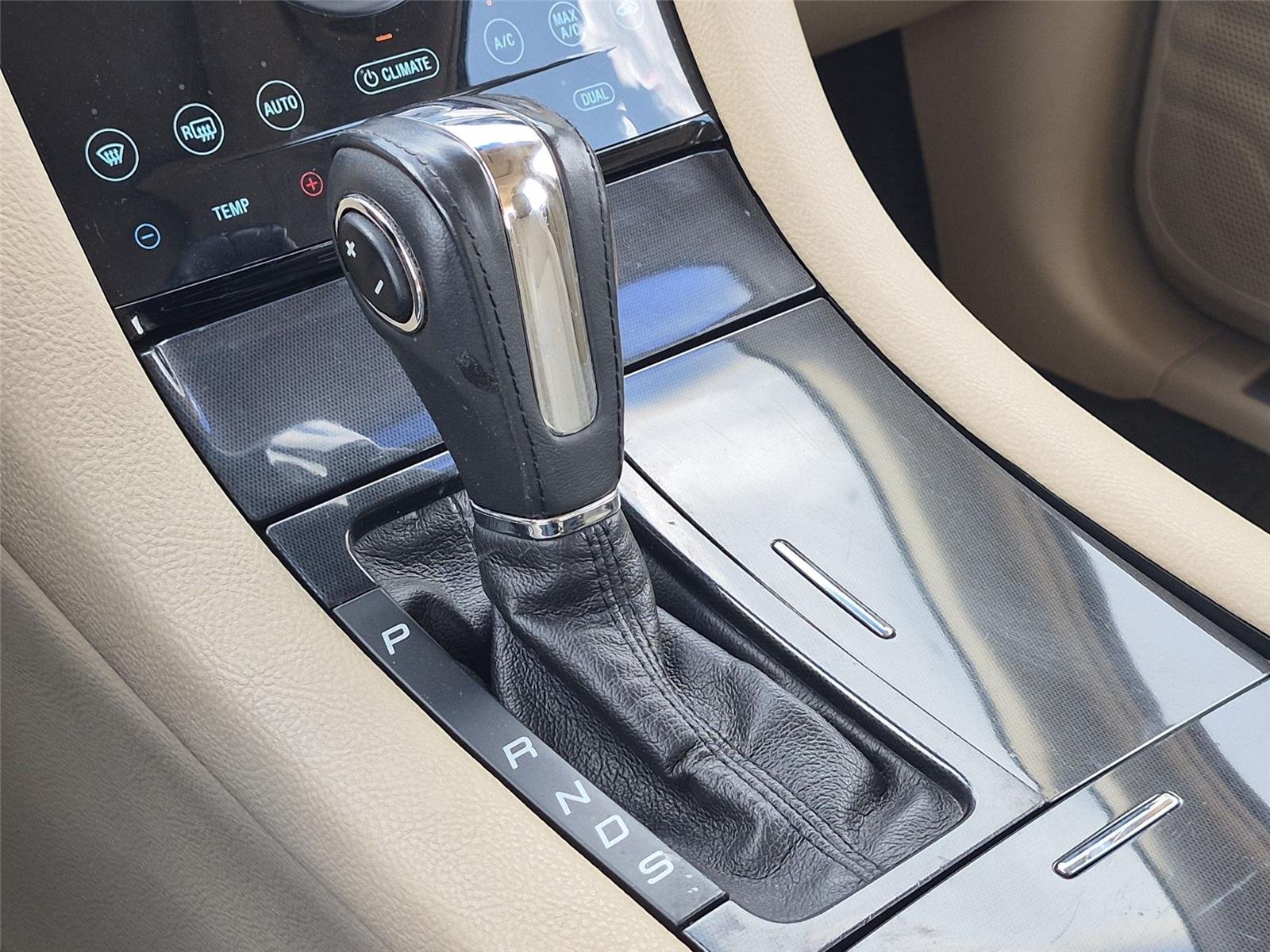 Used 2014 Sunset Metallic Ford Limited image 28