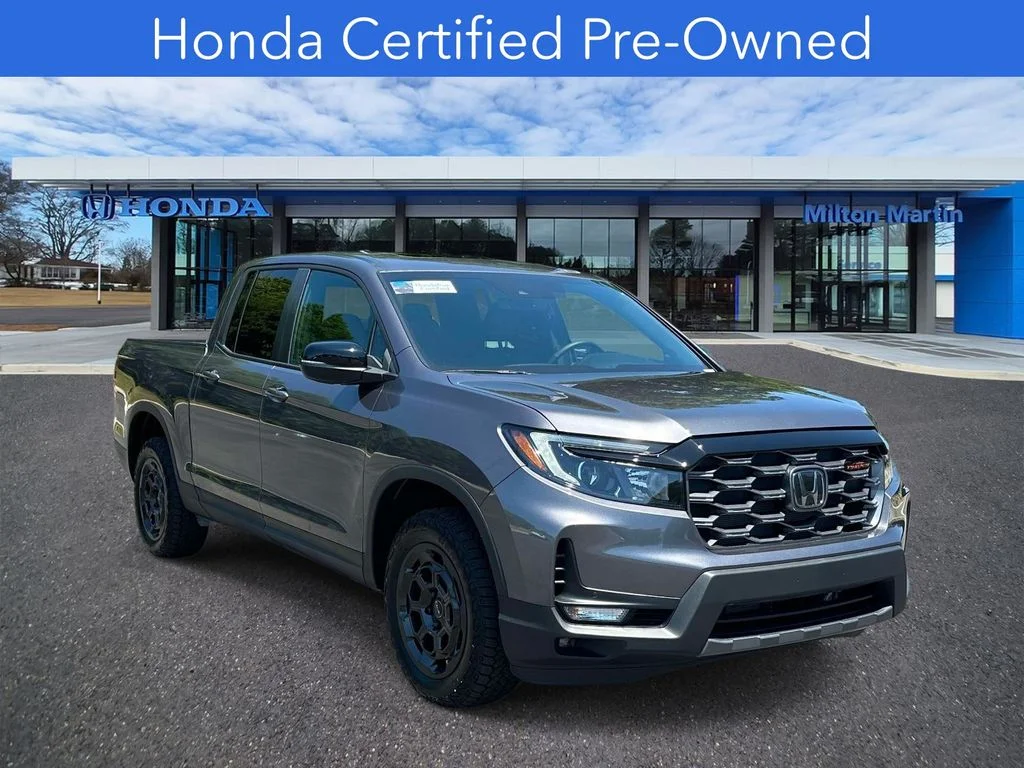 2025 Honda Ridgeline TrailSport+'s photo