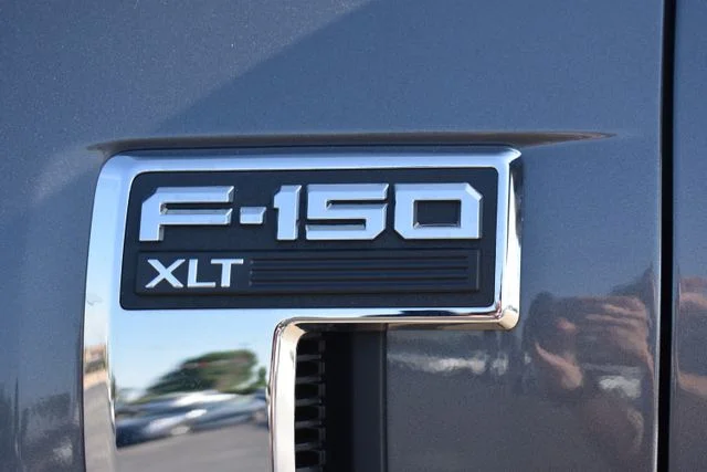 Used 2023 Gray Ford XLT image 12