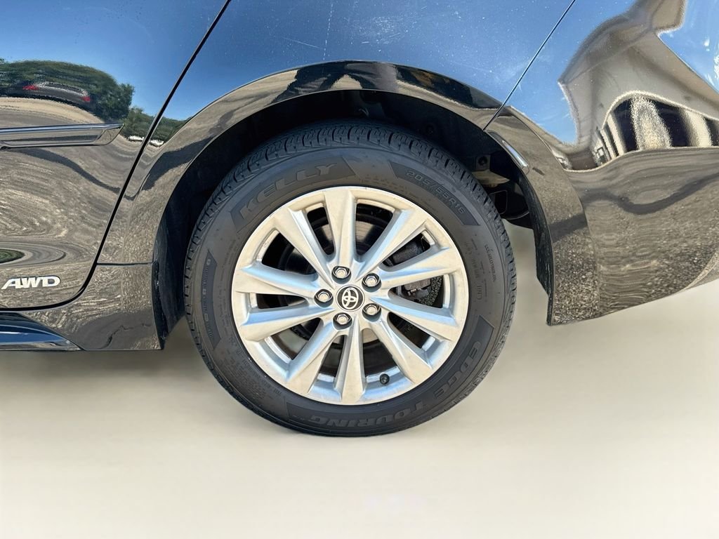 Used 2023 Black Toyota LE Hybrid image 33