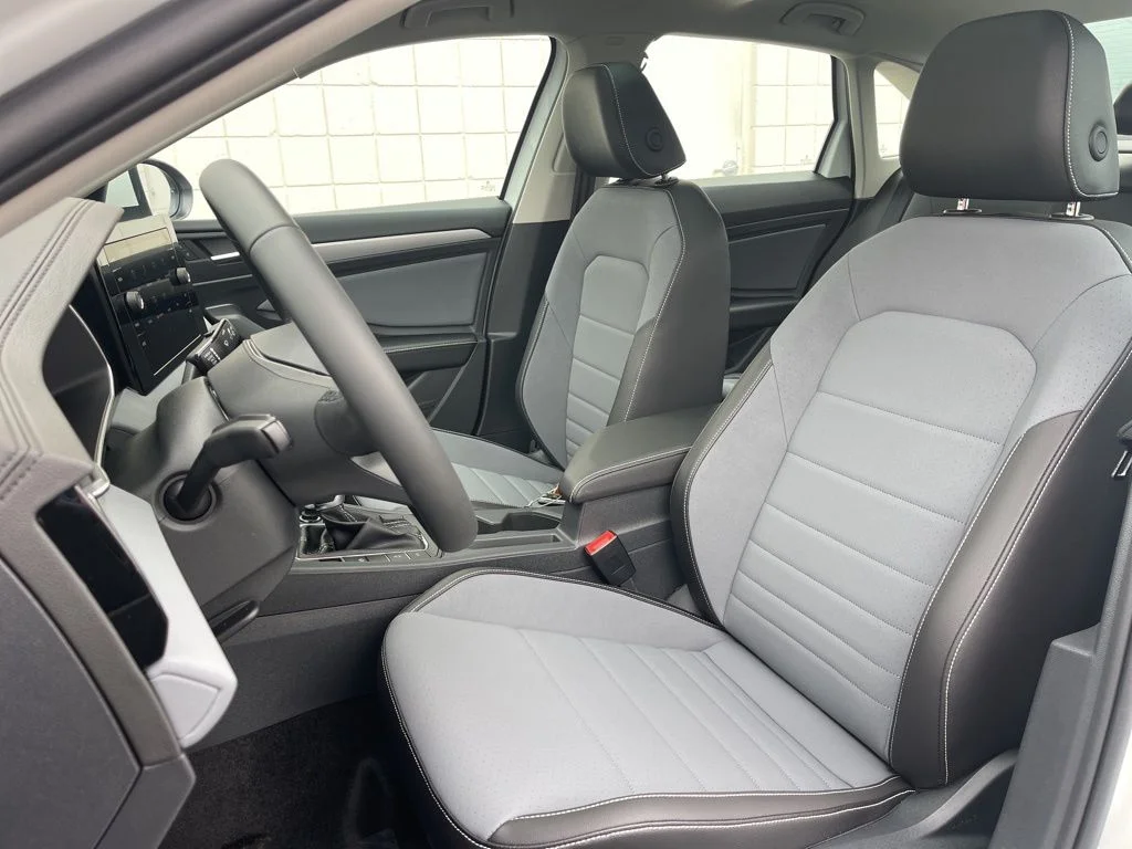 New 2026 Opal White Pearl Volkswagen 1.5T SE image 16