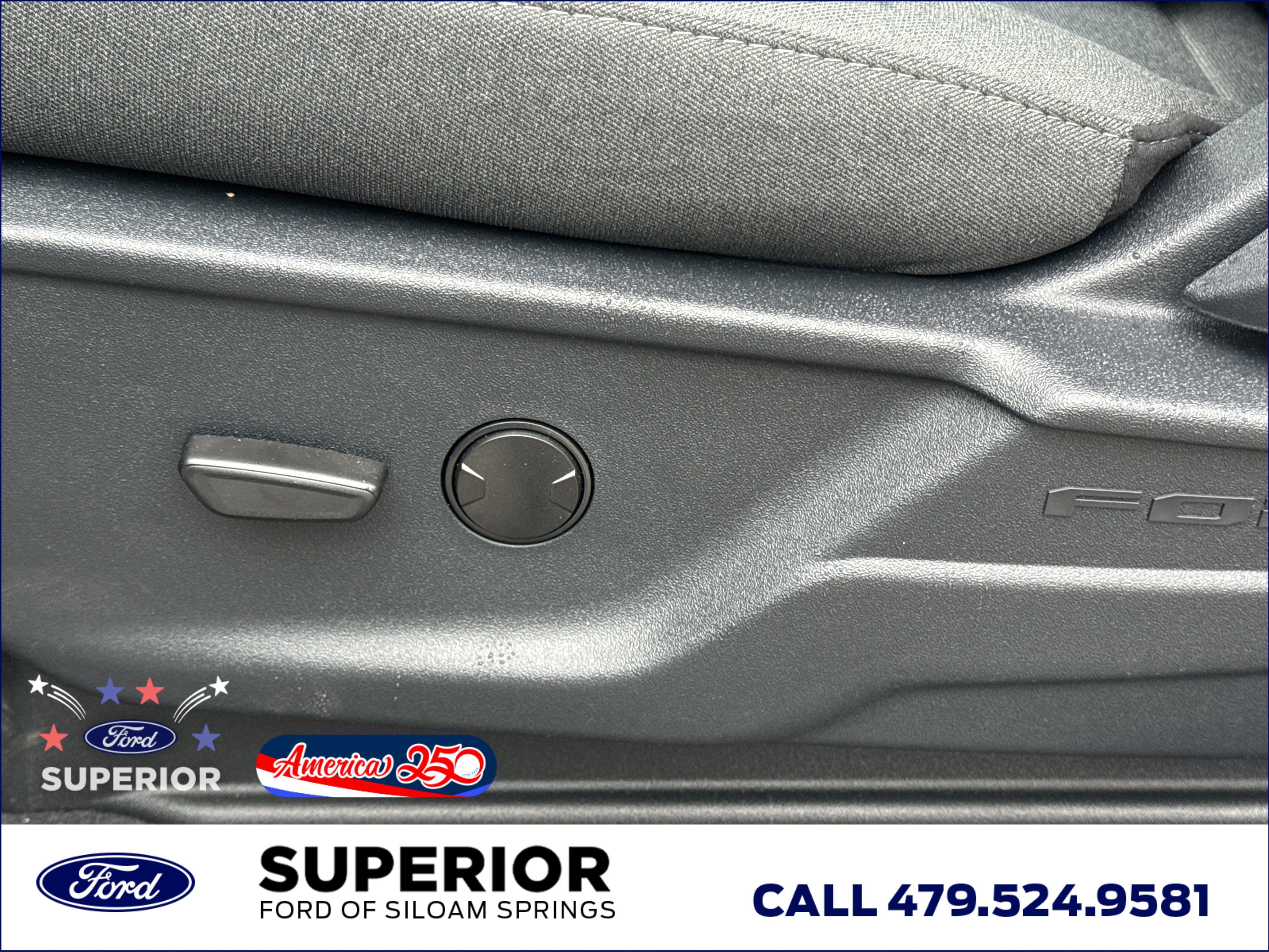 New 2026 Oxford White Ford XLT 4WD image 15