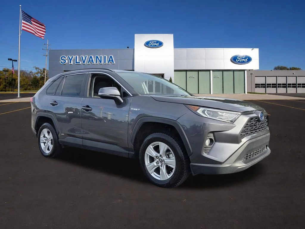 2021 Toyota RAV4 XLE