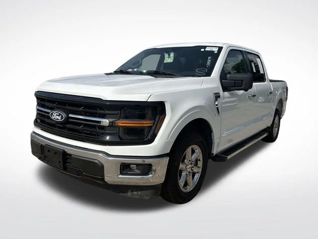 Certified Used 2024 White Ford XLT image 4