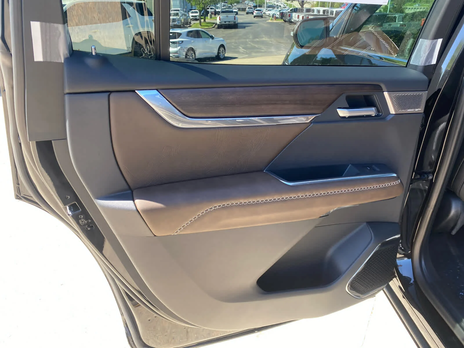 New 2026 Ebony Twilight Metallic GMC Denali Ultimate image 23