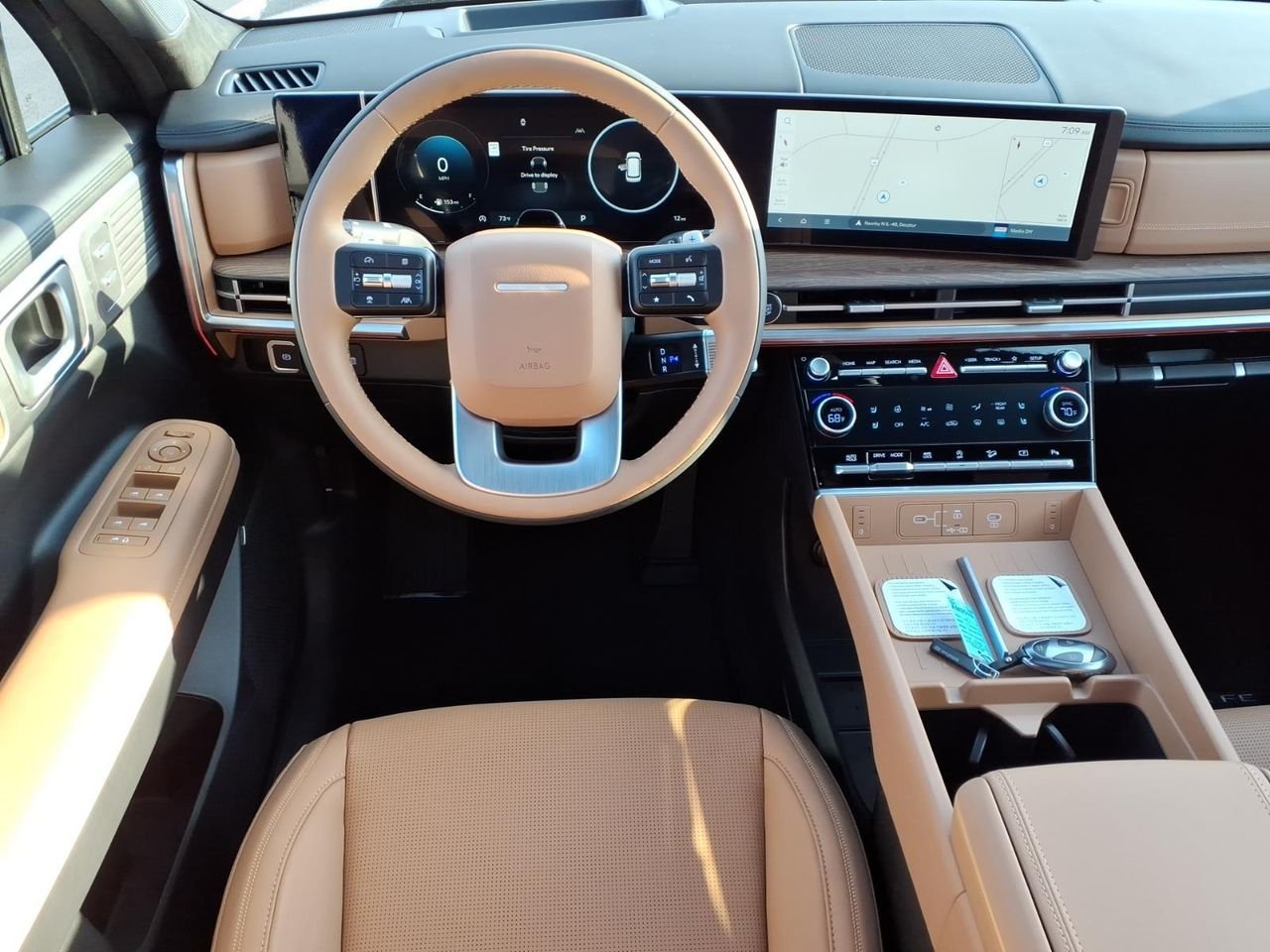 New 2027 Ecotronic Gray Matte Hyundai Calligraphy AWD image 3