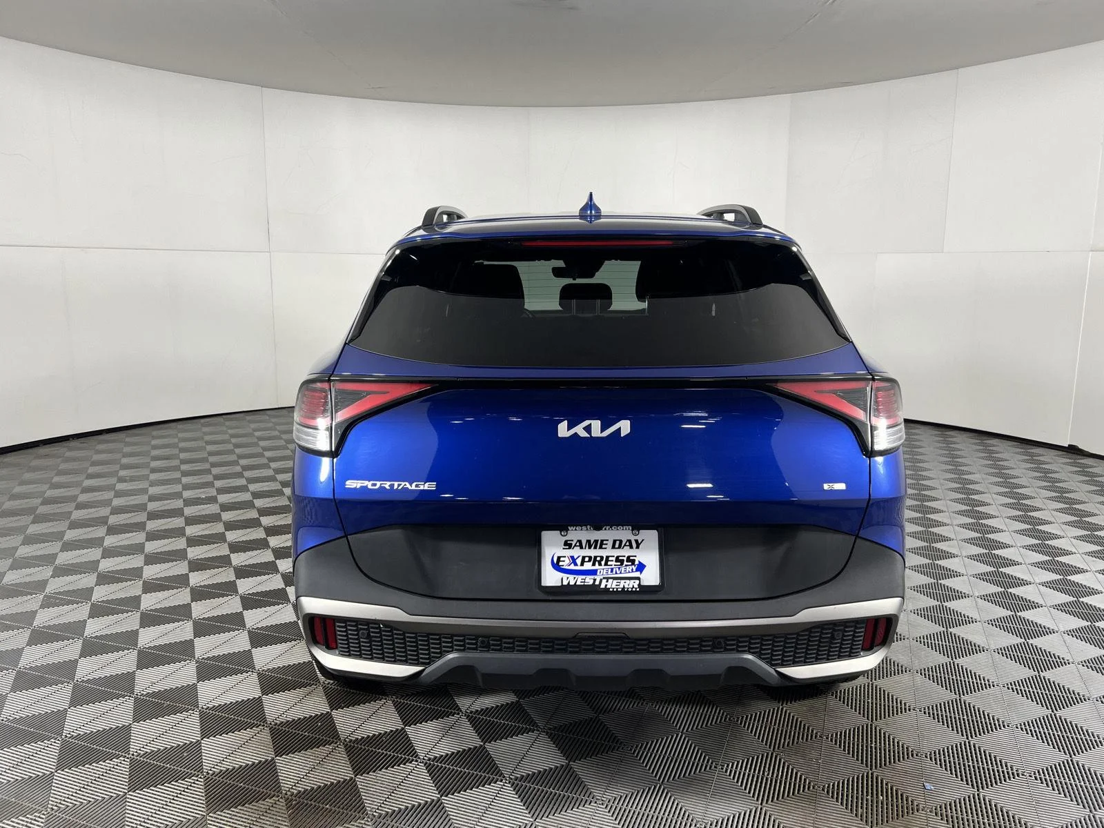 Used 2023 Sapphire Blue Kia X-Line image 8