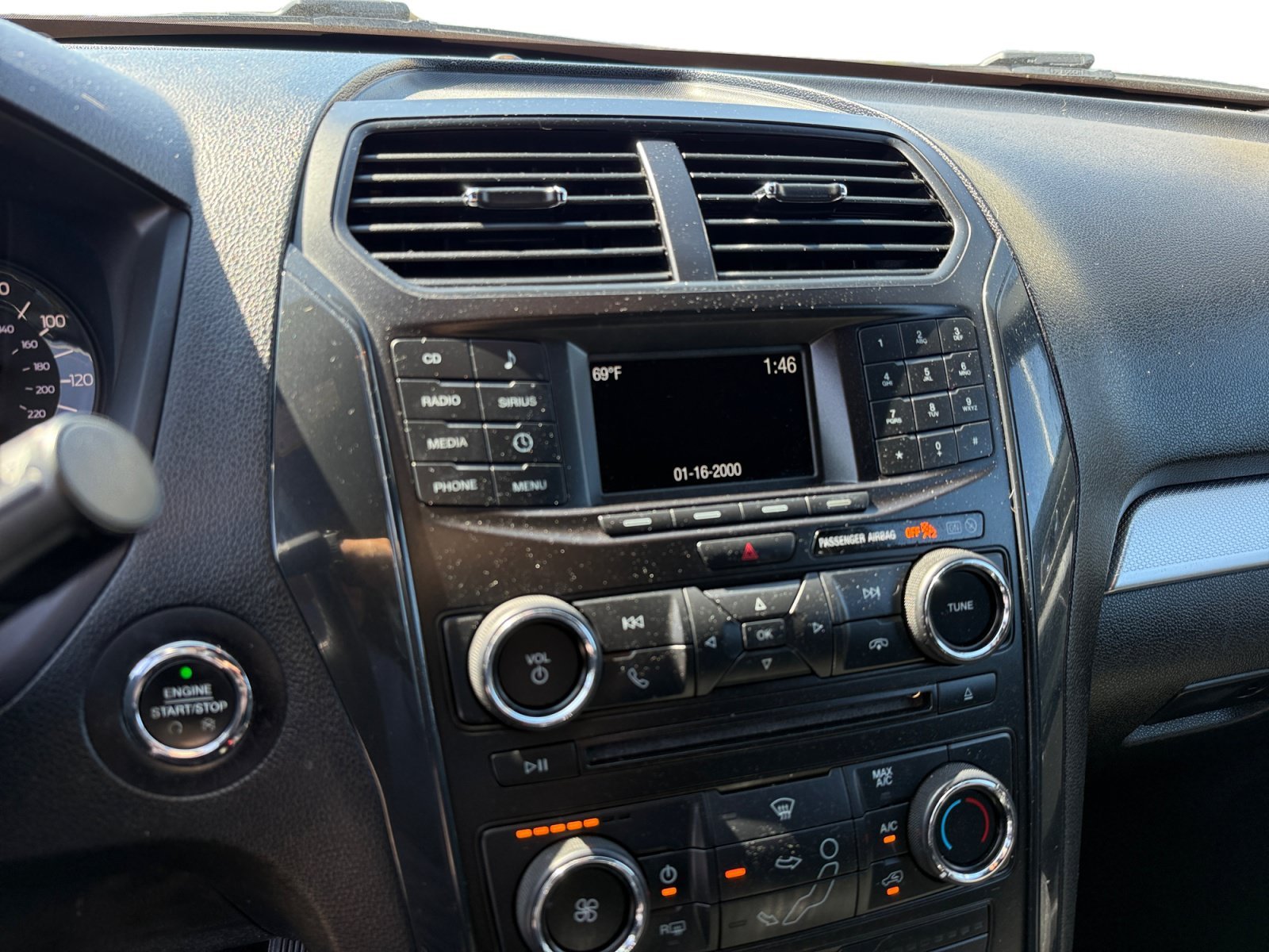 Used 2017 Magnetic Ford XLT image 12