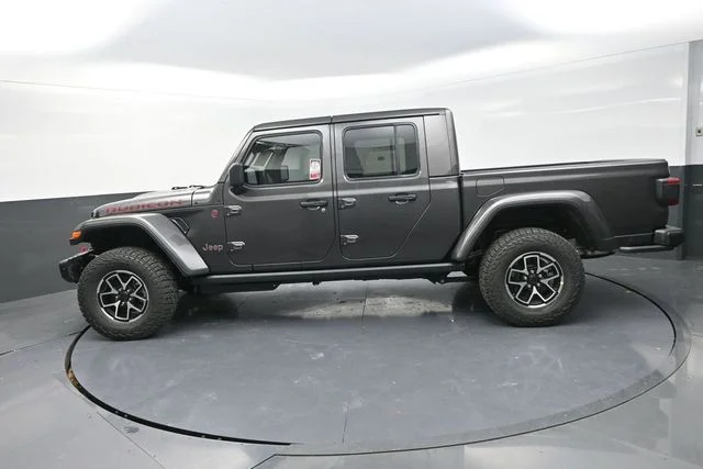 New 2026 Granite Crystal Metallic Clear-Coat Exterior Paint Jeep Rubicon X image 7
