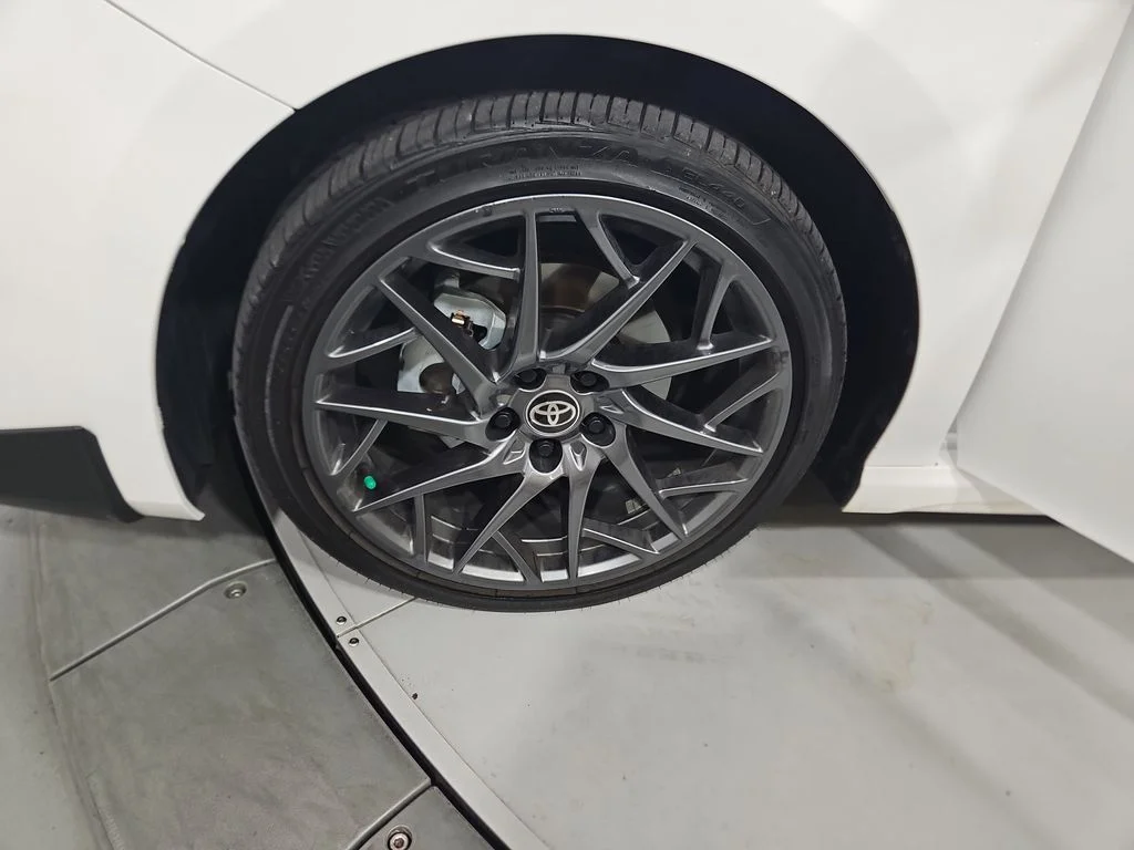 Used 2025  Toyota  image 25