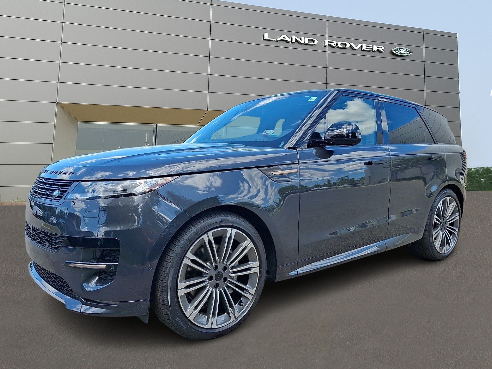 New 2026 Carpathian Grey Land Rover P400 Dynamic SE image 1