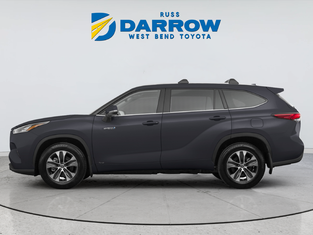 Used 2021 Gray Toyota XLE image 2