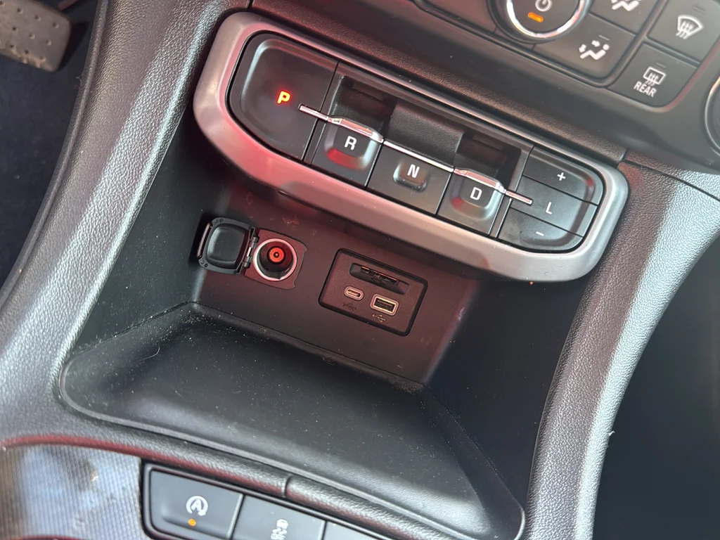 Used 2023 White GMC AT4 image 35