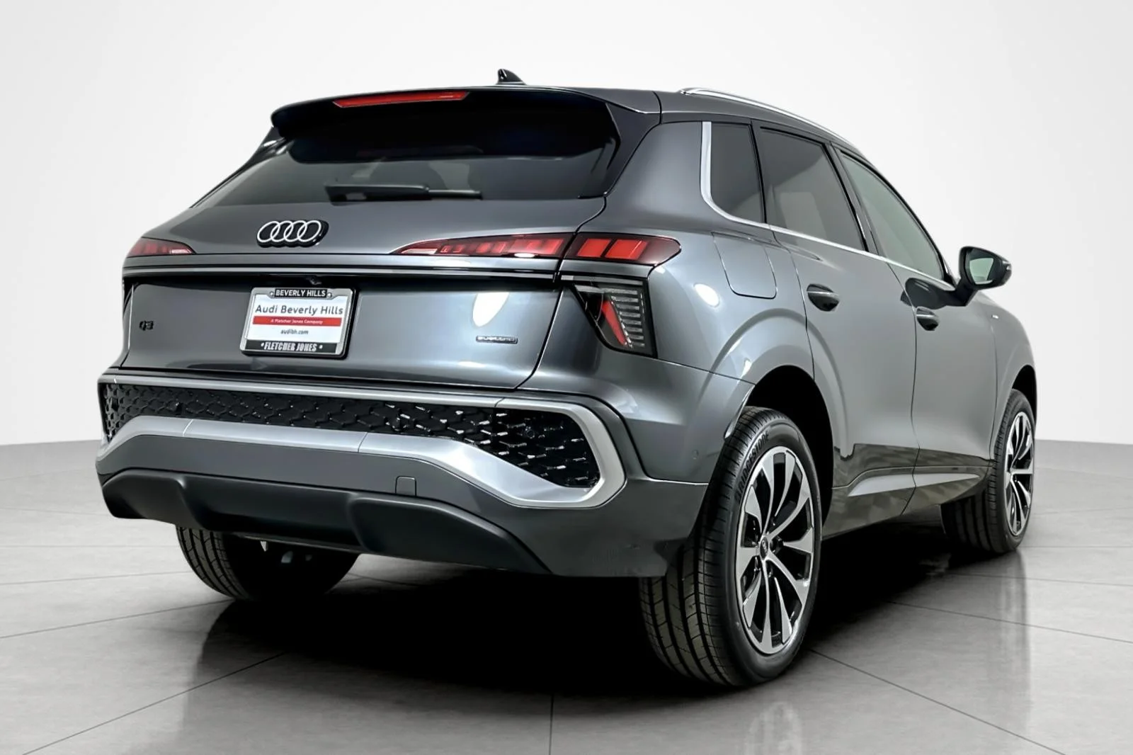 New 2026 Daytona Gray Pearl Effect Audi S line quattro image 6