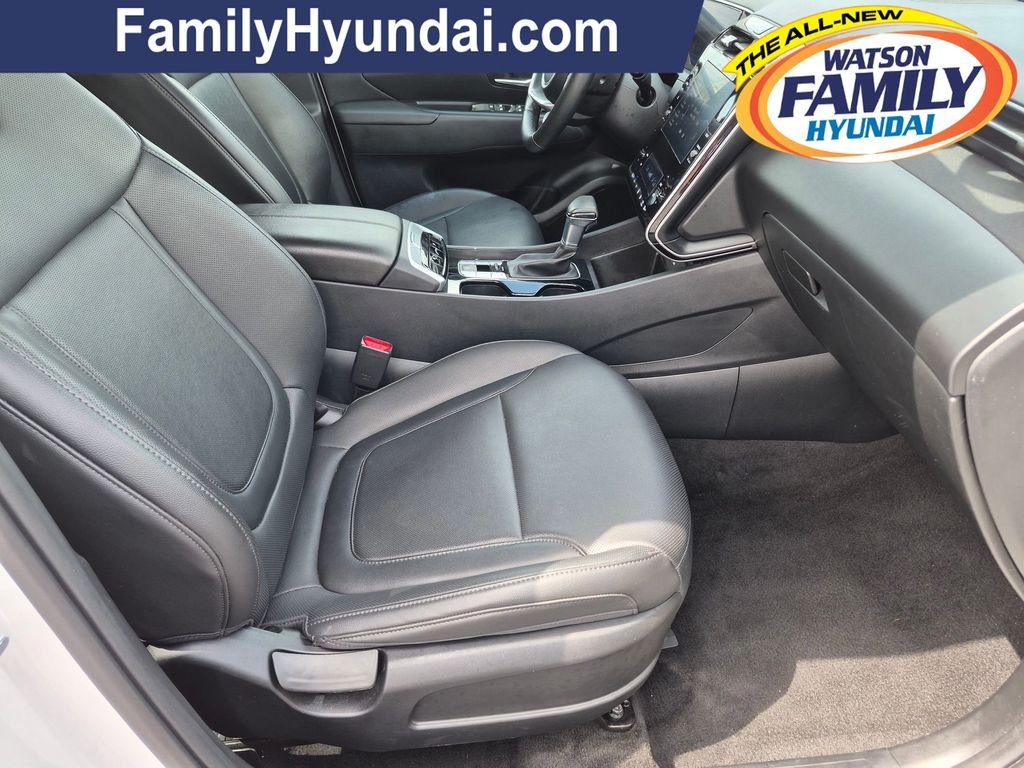 Certified Used 2023 White Hyundai SEL image 28