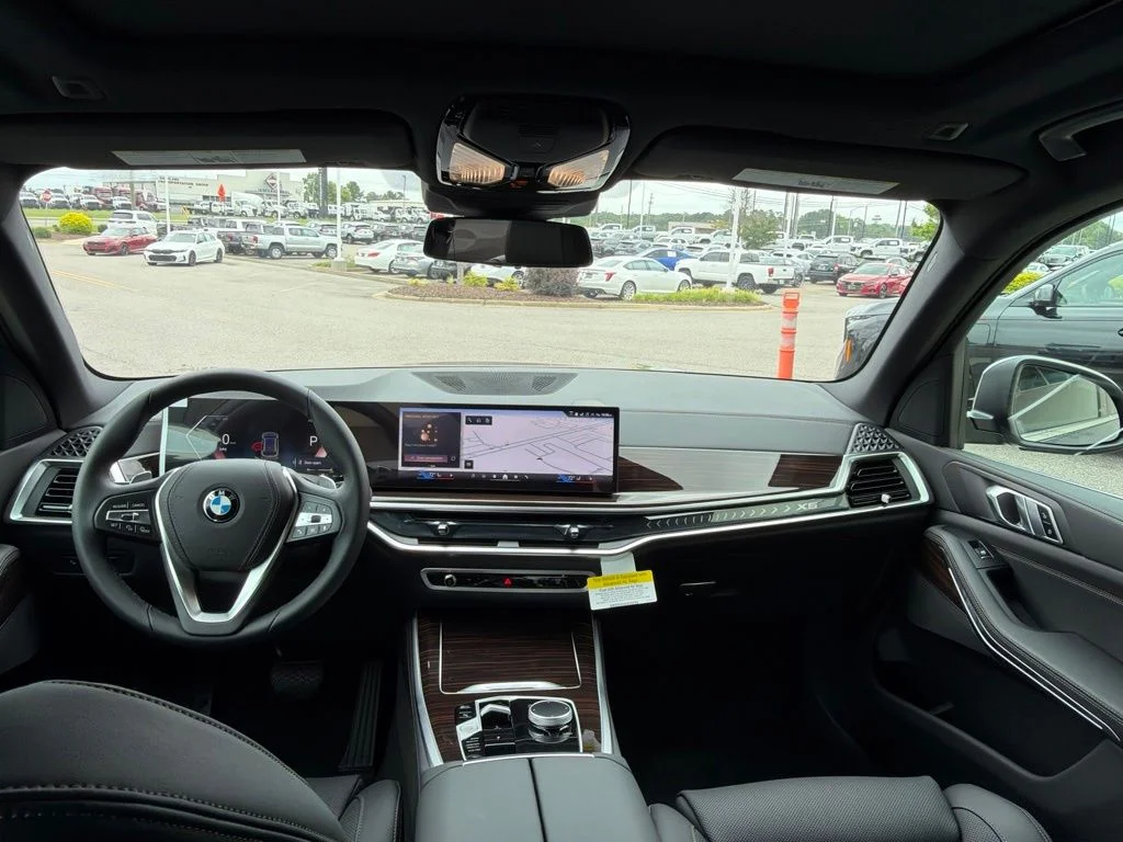 New 2026 Skyscraper Grey Metallic BMW sDrive40i image 27