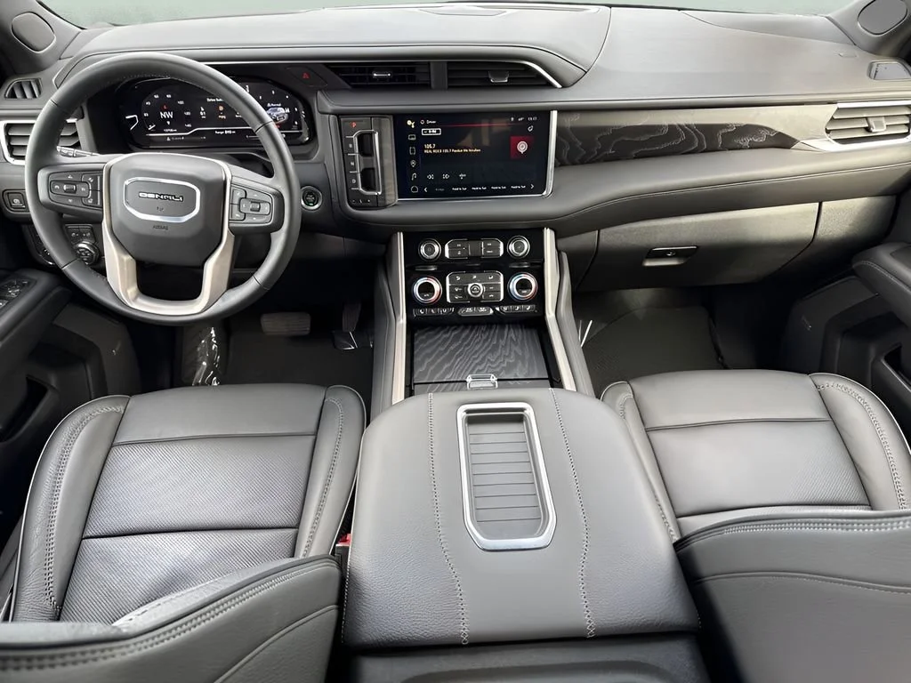Used 2024 Onyx Black GMC Denali image 15