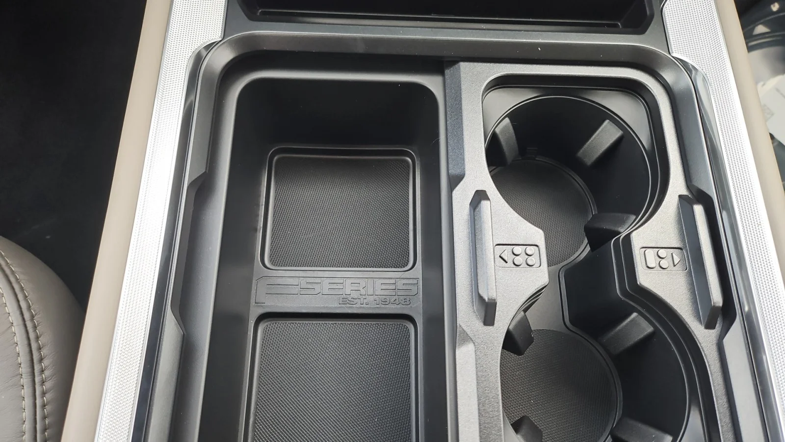 New 2026 Marsh Gray Ford Platinum DRW 4WD image 22