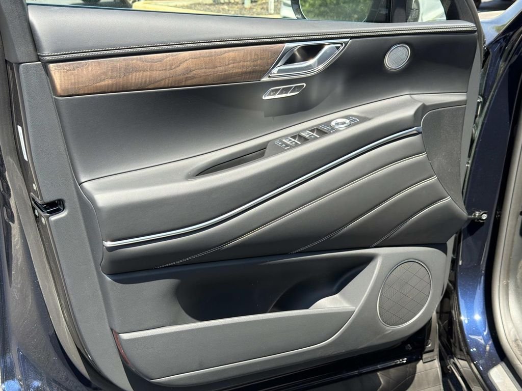 New 2026 Blue Genesis 2.5T Select image 17