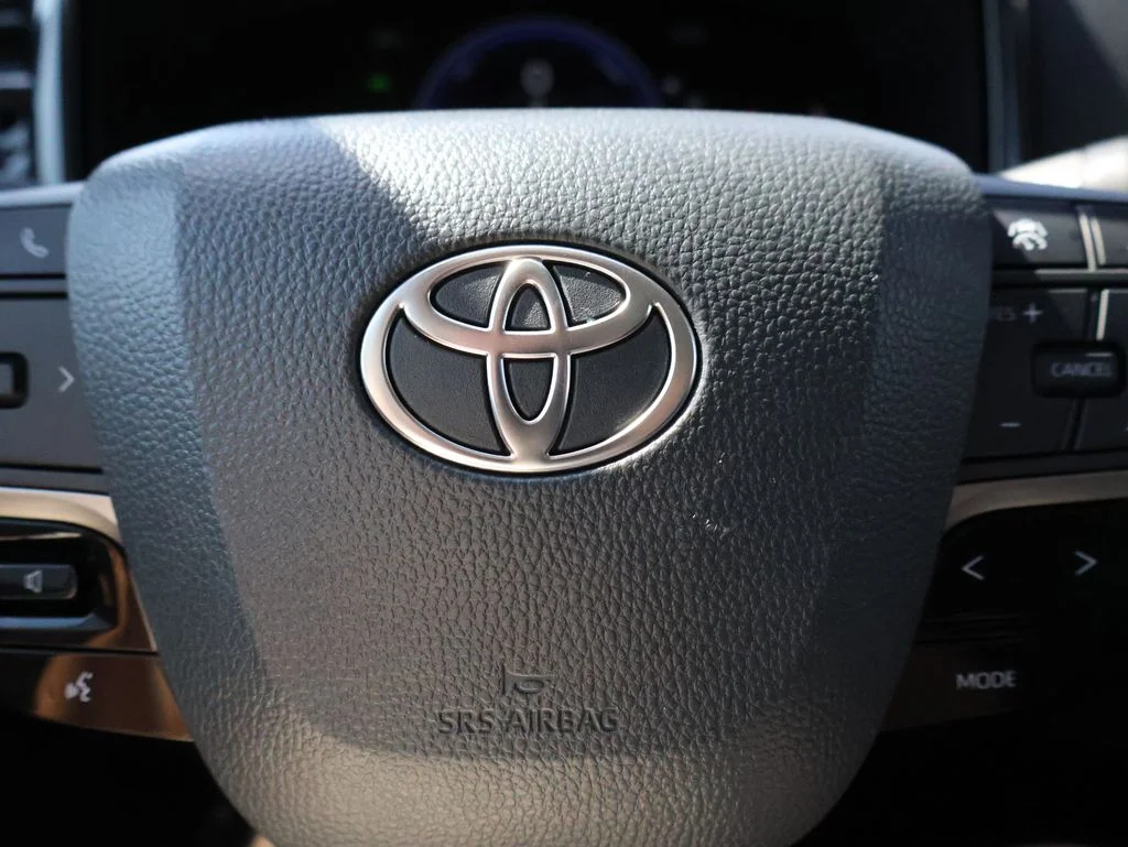 Used 2025 Blue Toyota LE image 25
