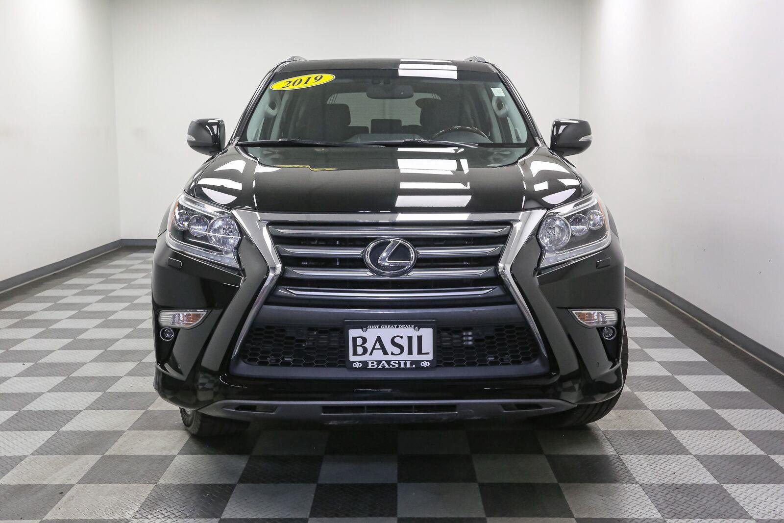 Used 2019 Black Onyx Lexus GX 460 Premium image 3
