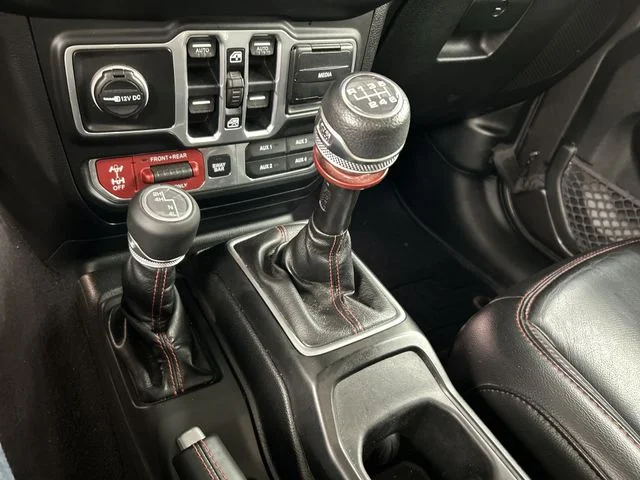 Used 2018 Gray Jeep Unlimited Rubicon image 10