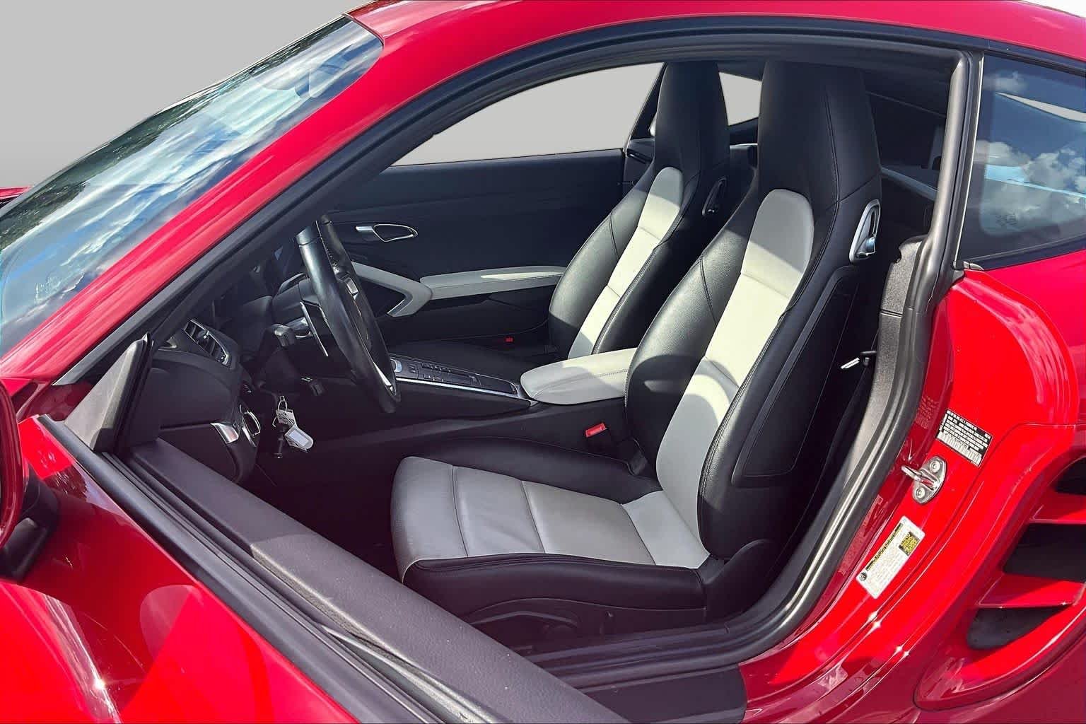 Pre-Owned 2019 Porsche 718 Cayman
