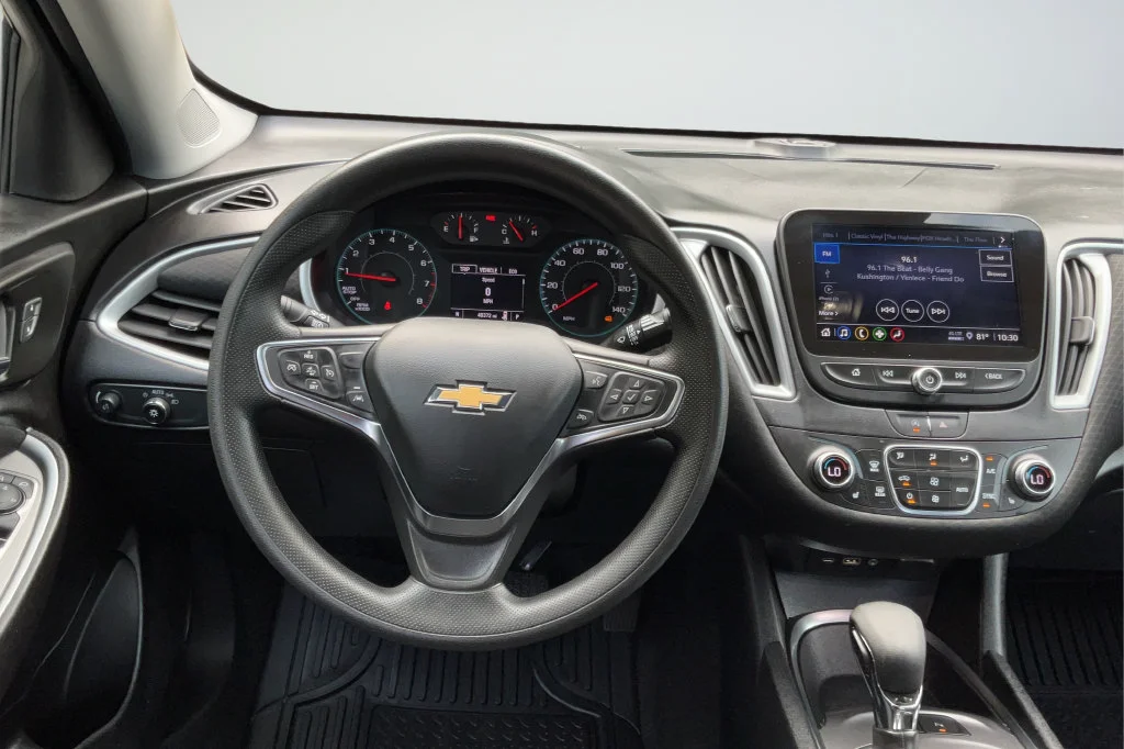 2024 Chevrolet Malibu 1LT - Photo 12