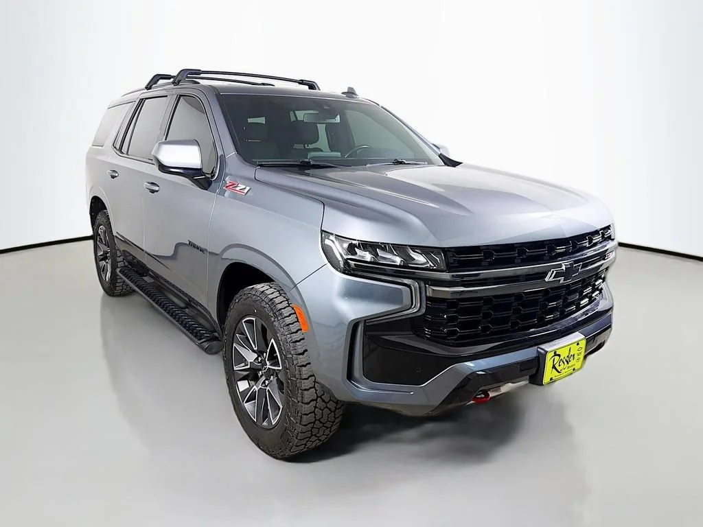 Used 2022 Satin Steel Metallic Chevrolet Z71 image 4