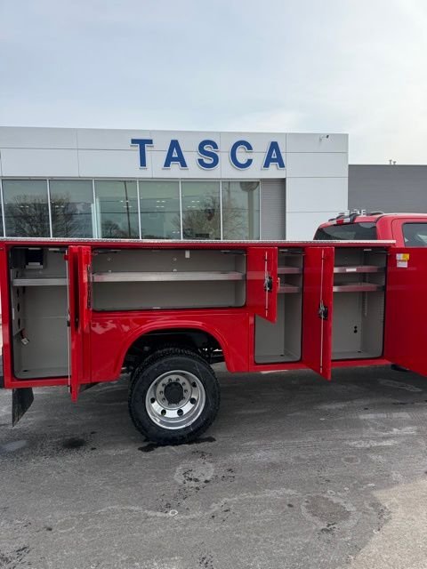 New 2026 Race Red Ford F-450® XLT image 19